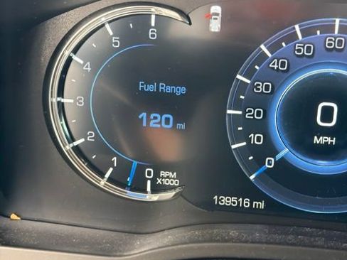 Used 2019 Cadillac Escalade Premium Luxury AWD/4WD image 2