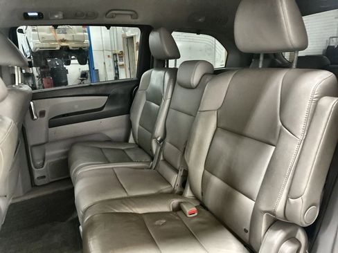 Used 2015 Honda Odyssey EX-L image 25
