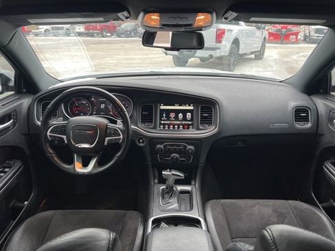 Used 2018 Dodge Charger GT image 18