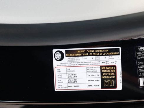 Certified 2023 Mercedes-Benz EQS 580 4MATIC SUV image 39