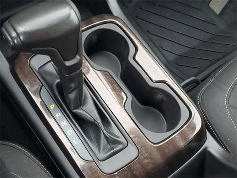 Used 2019 GMC Canyon SLE w/ Elevation Edition image 24