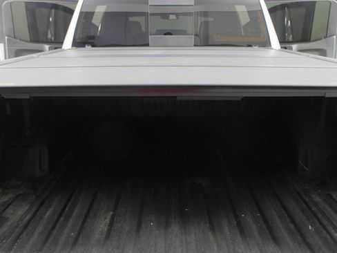 Used 2020 Chevrolet Silverado 1500 High Country image 22