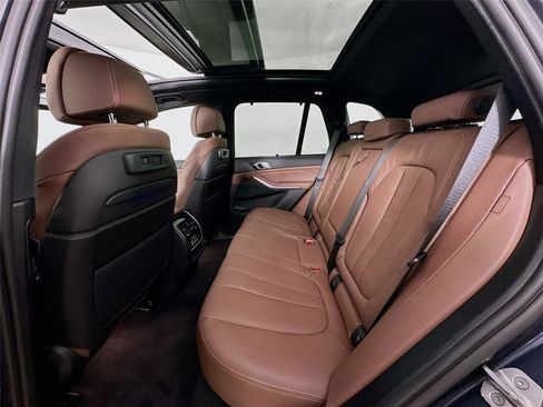 Certified 2022 BMW X5 xDrive45e w/ Executive Package image 25