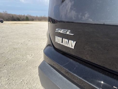 Used 2024 Ford Edge SEL image 9