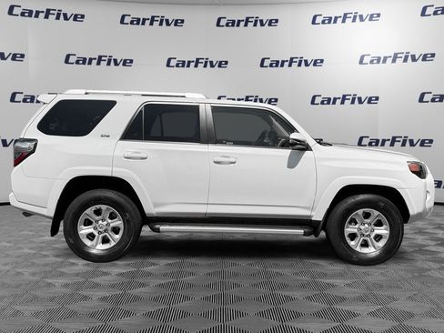Used 2016 Toyota 4Runner Limited AWD/4WD image 7