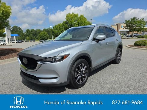 Used 2018 MAZDA CX-5 Touring w/ Preferred Equipment Package FWD image 1
