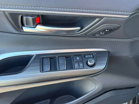 Certified 2024 Toyota Venza Nightshade AWD/4WD image 11
