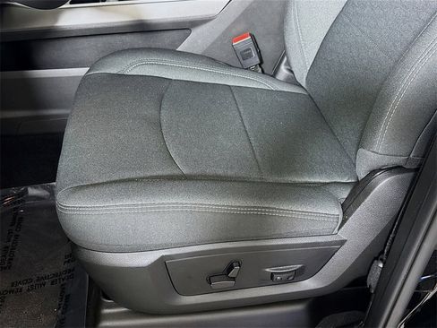 Used 2025 RAM 2500 Lone Star image 19