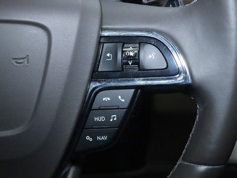 Used 2019 Lincoln Navigator Reserve AWD/4WD image 25