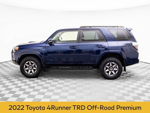 Used 2022 Toyota 4Runner TRD Off-Road Premium image 2
