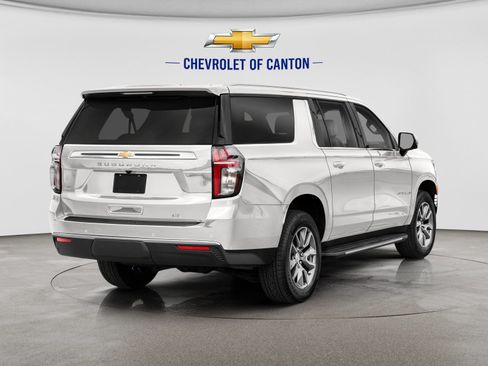 Used 2021 Chevrolet Suburban LT AWD/4WD image 2
