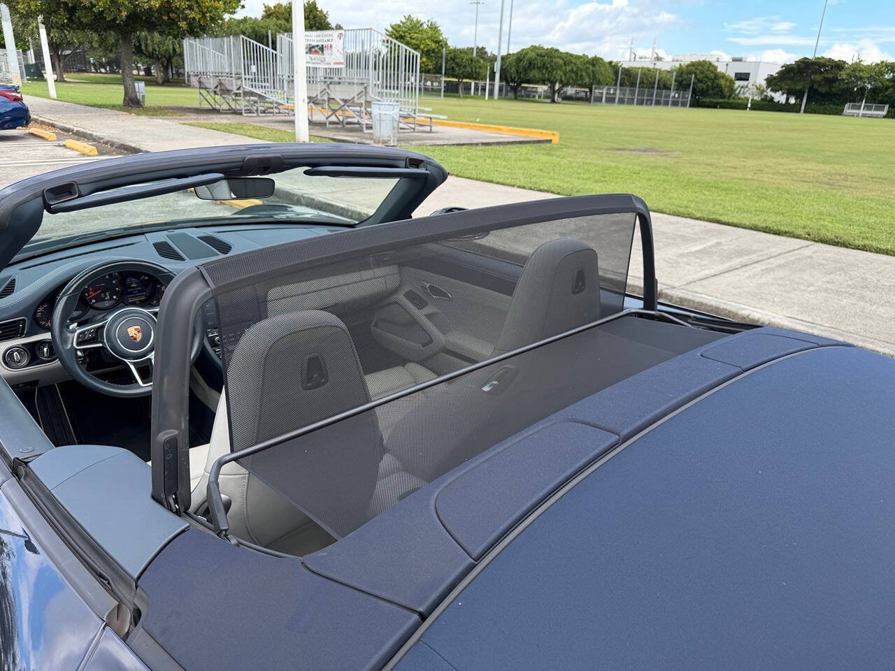 Used 2019 Porsche 911 Carrera RWD image 25