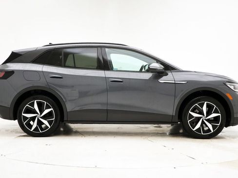 Used 2023 Volkswagen ID.4 Pro S image 3