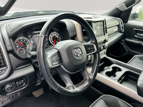 Used 2019 RAM 1500 Laramie w/ Sport Appearance Package AWD/4WD image 14