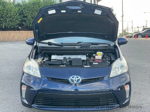 Used 2015 Toyota Prius Two FWD image 23