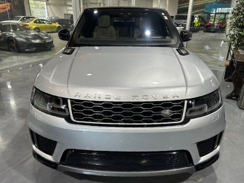 Used 2018 Land Rover Range Rover Sport HSE AWD/4WD image 2