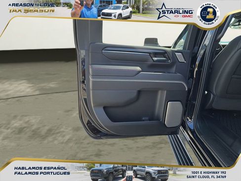 Used 2024 GMC Sierra 2500 AT4X image 27