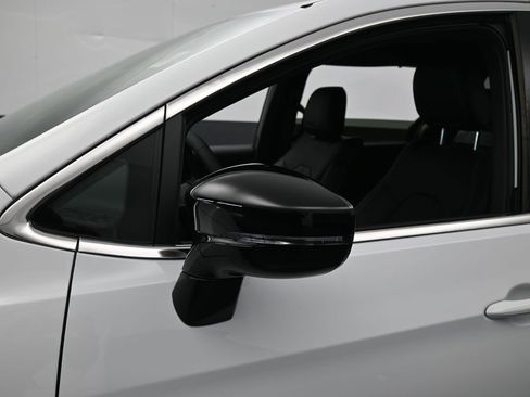 Used 2026 Chrysler Voyager LX image 26