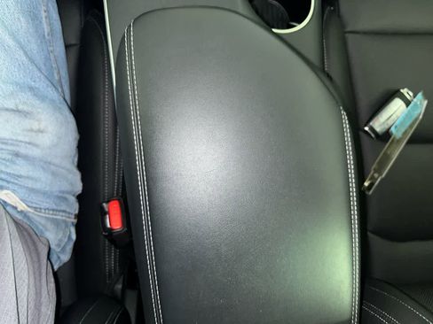 Used 2025 Genesis GV70 2.5T image 23