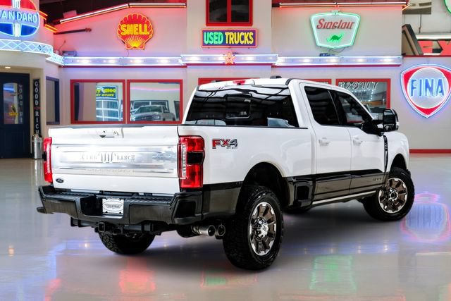 Used 2025 Ford F250 King Ranch w/ FX4 Off-Road Package AWD/4WD image 3