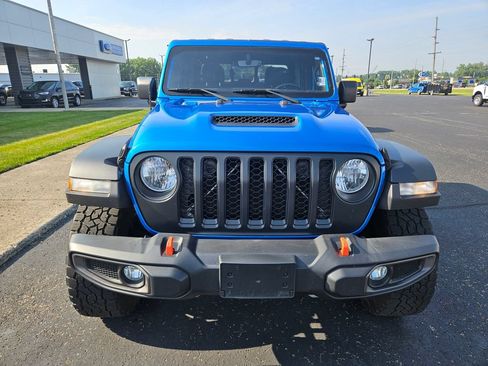 Used 2021 Jeep Gladiator Mojave w/ Dual Top Group AWD/4WD image 3