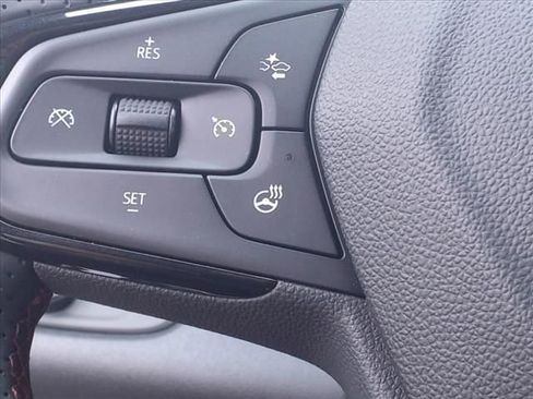 New 2025 Chevrolet Trax RS w/ Driver Confidence Package image 13