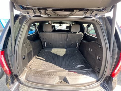 Used 2021 GMC Yukon XL SLT AWD/4WD image 26