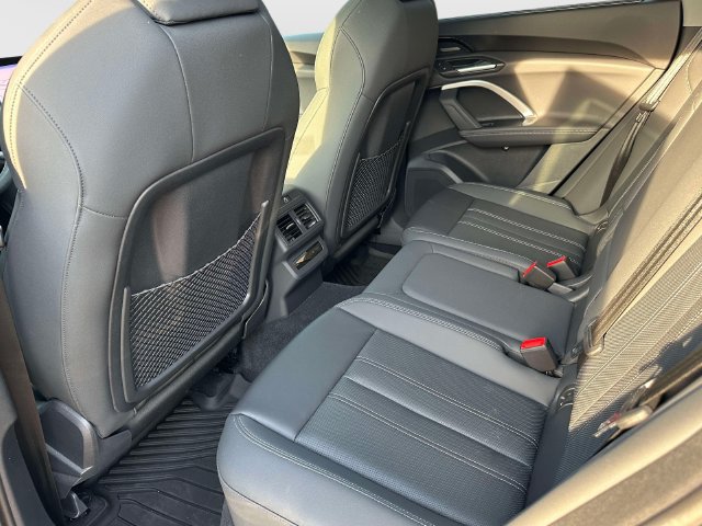 Certified 2025 Audi Q5 Premium AWD/4WD image 14