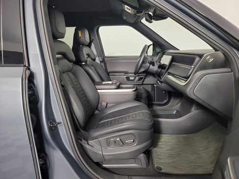 Used 2023 Rivian R1S Adventure image 25