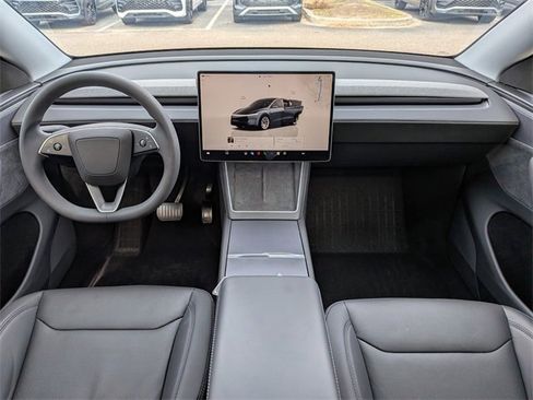 Used 2026 Tesla Model Y Long Range image 13
