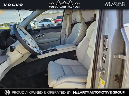 New 2026 Volvo XC90 B6 Ultra w/ Protection Package AWD/4WD image 13