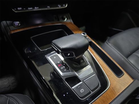 Certified 2023 Audi Q5 2.0T Premium Plus w/ Premium Plus Package image 25