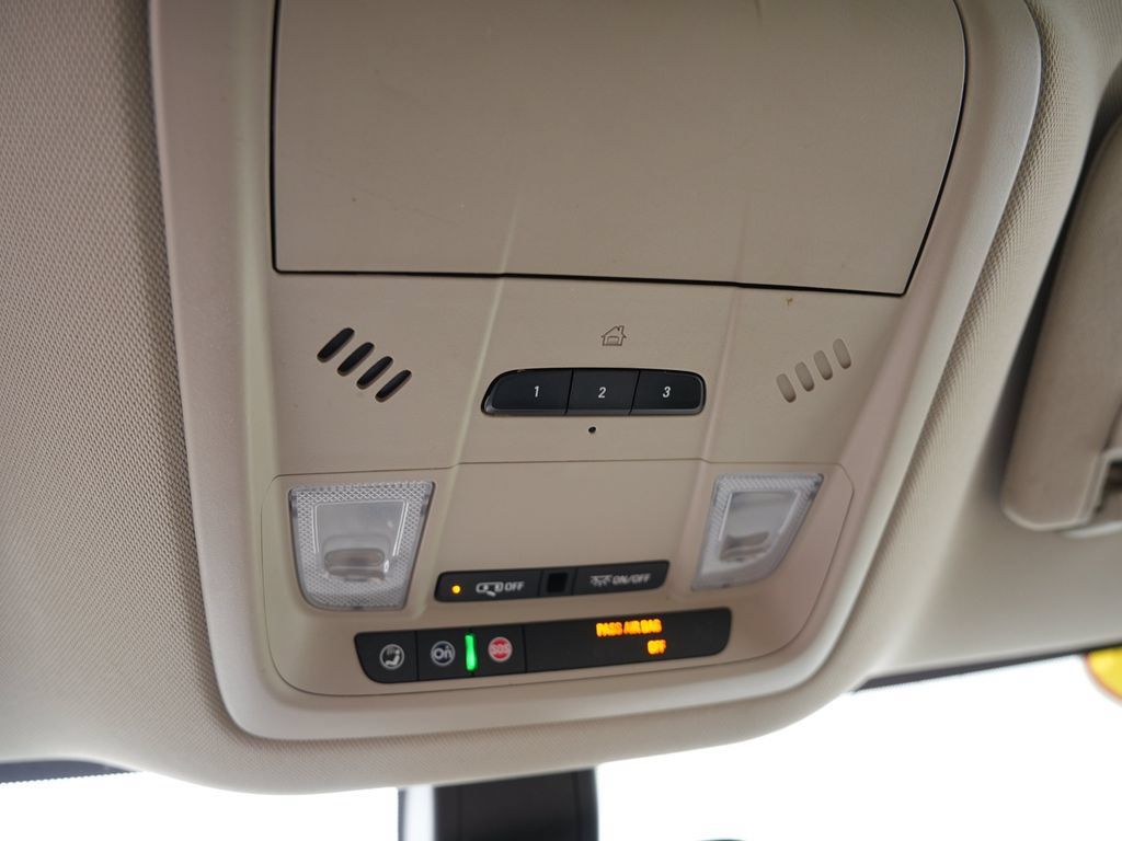 Certified 2019 Buick Enclave Essence AWD/4WD image 36