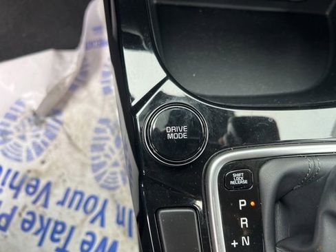 Certified 2025 Kia Seltos S image 23