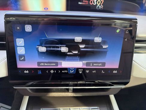 Used 2024 Lincoln Nautilus Black Label image 17