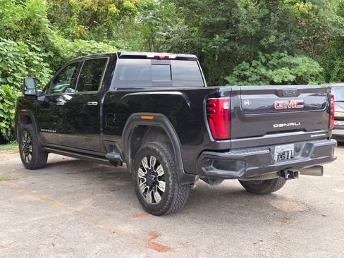 Used 2024 GMC Sierra 2500 Denali w/ Denali Reserve Package AWD/4WD image 7