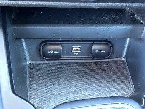 Used 2024 Kia Soul LX w/ Option Group 015 FWD image 29