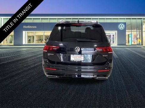 Used 2020 Volkswagen Tiguan SE R-Line AWD/4WD image 25
