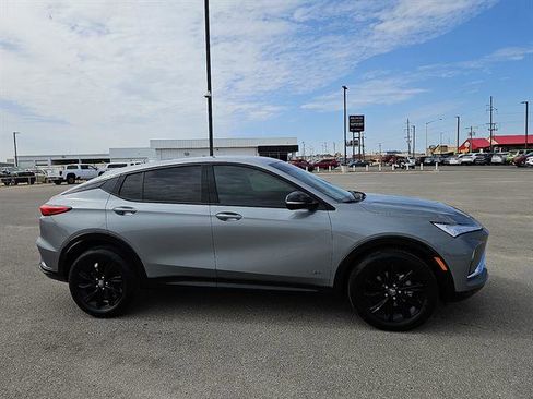 Used 2025 Buick Envista Sport Touring w/ Convenience I Package image 6