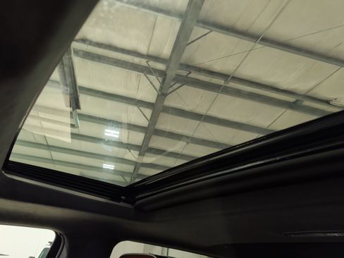 Used 2023 GMC Sierra 1500 Denali Ultimate image 13