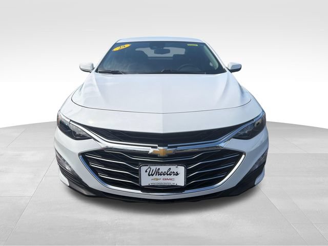 Used 2025 Chevrolet Malibu LT FWD image 9