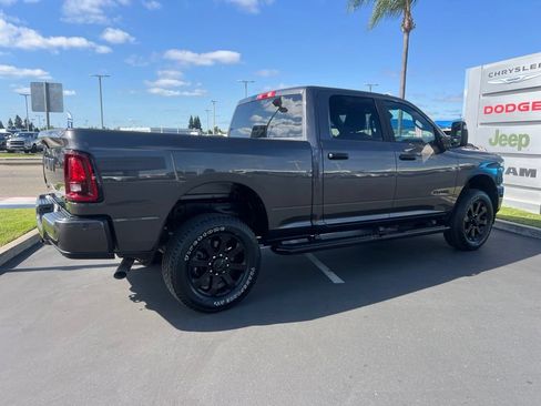 Used 2025 RAM 2500 Big Horn AWD/4WD image 16
