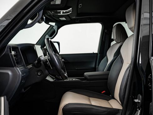 Used 2024 Lexus GX 550 image 22