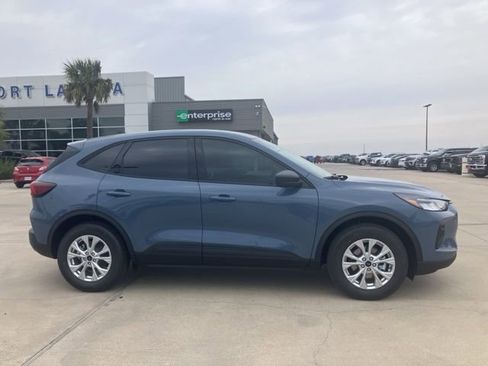 New 2026 Ford Escape Active image 8