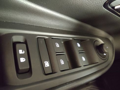 Used 2019 Buick Encore Sport Touring w/ Safety Package FWD image 27