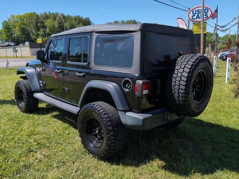 Used 2020 Jeep Wrangler Unlimited Sport AWD/4WD image 3