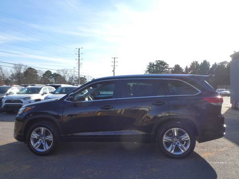 Used 2019 Toyota Highlander Limited image 9