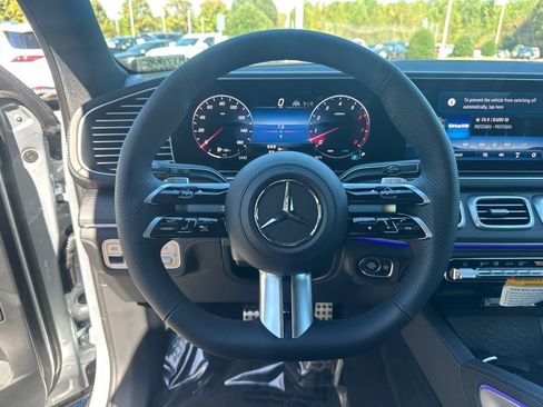 New 2026 Mercedes-Benz GLS 450 4MATIC image 27