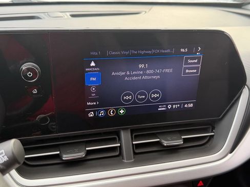 Used 2024 Chevrolet Trax LS FWD image 21