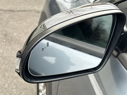 Used 2018 Hyundai Kona SEL image 15